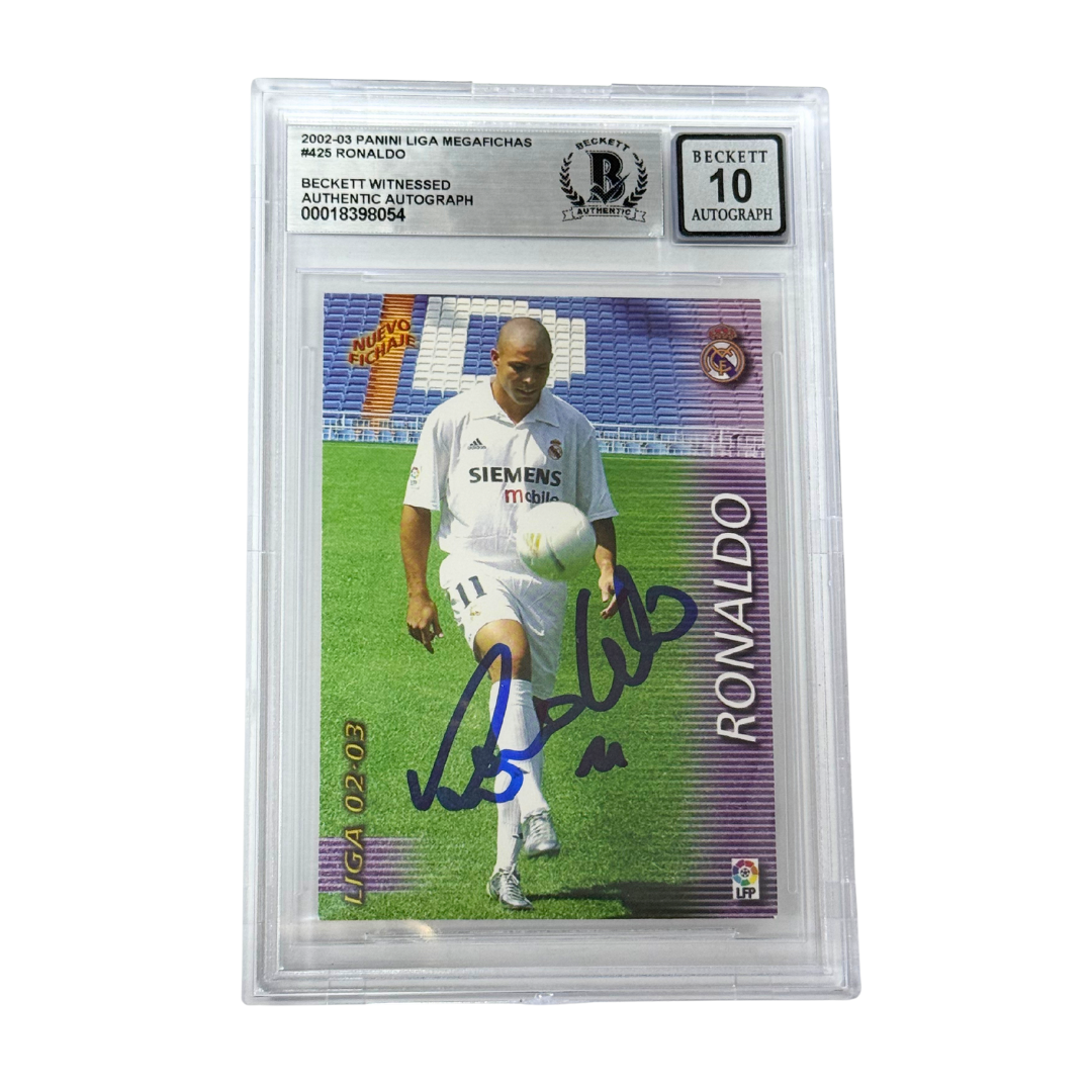 Ronaldo Nazario Signed 2002-03 Panini Liga Megafichas #425 - Beckett Witness